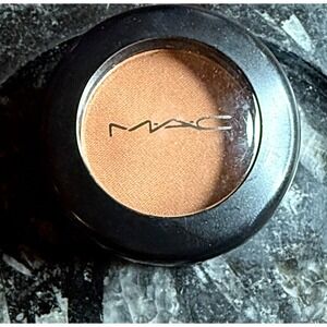 MAC Cosmetics Eyeshadow Single Velvet TEXTURE Toasted Peach‎ Shimmer Full Size